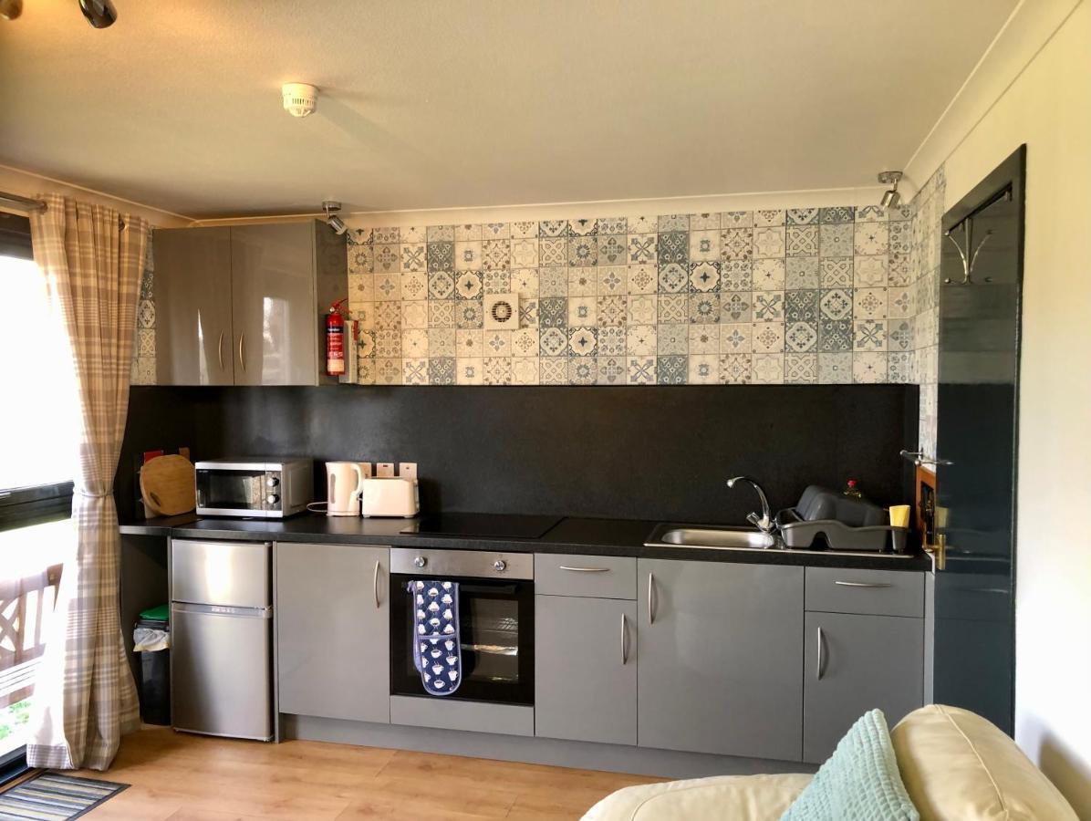Kilcoy Chalets Muir of Ord Esterno foto